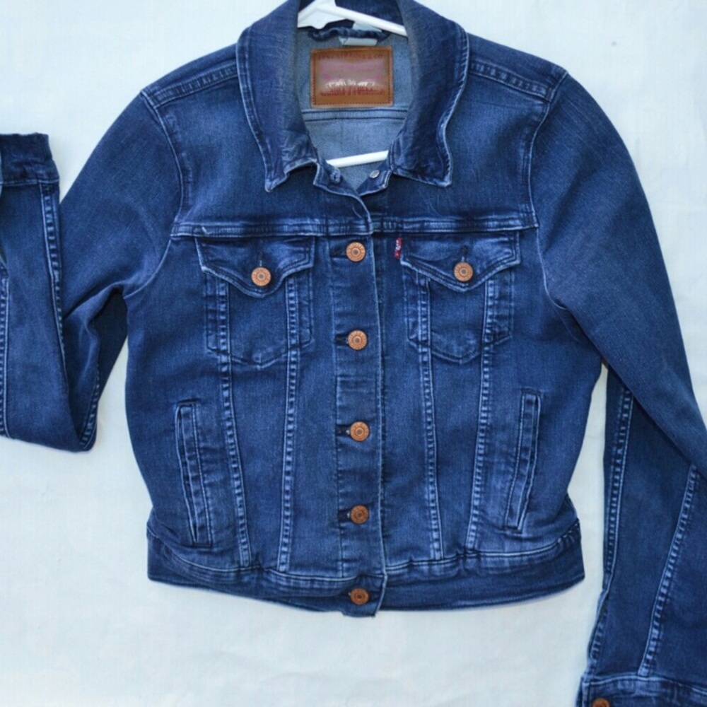 Levi's authentic stretch denim trucker jacket